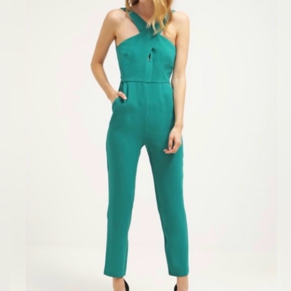 Never Been Worn BCBGeneration jumpsuit size 4 - Picture 2 of 7